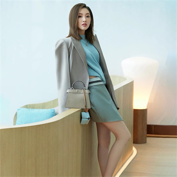 fendi peekaboo iseeu petite handbag